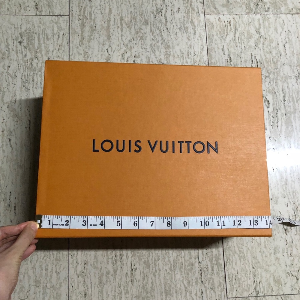 Authentic Louis Vuitton Box - Picture 4 of 8